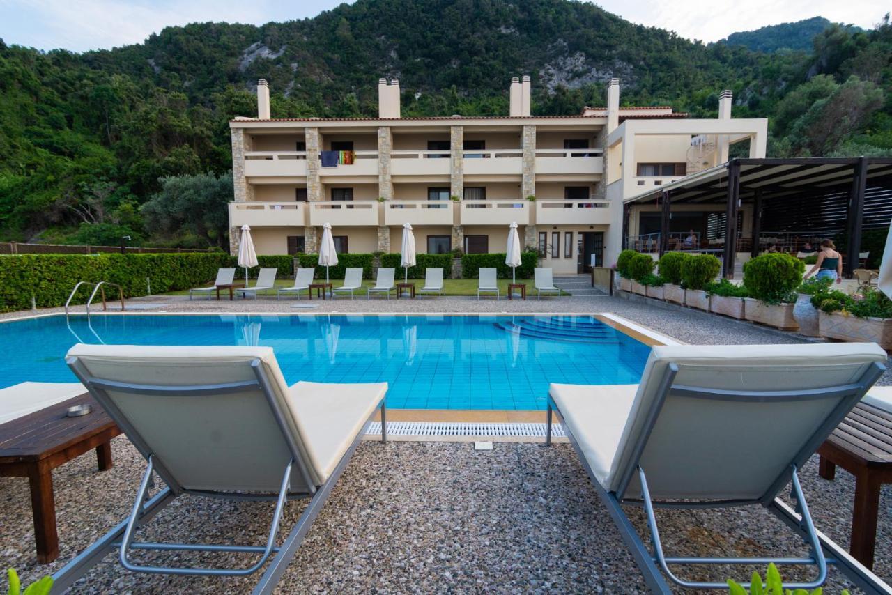 ホテル Casa Laios Paralia Chiliadou エクステリア 写真
