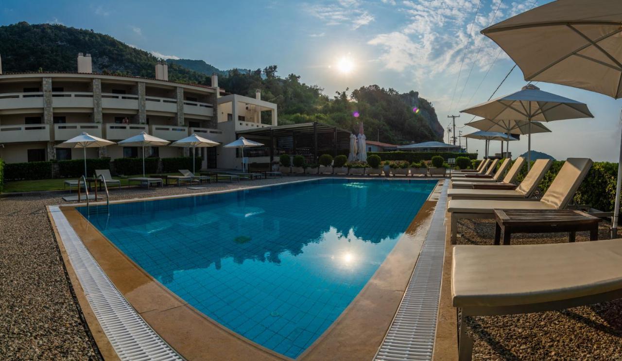 ホテル Casa Laios Paralia Chiliadou エクステリア 写真