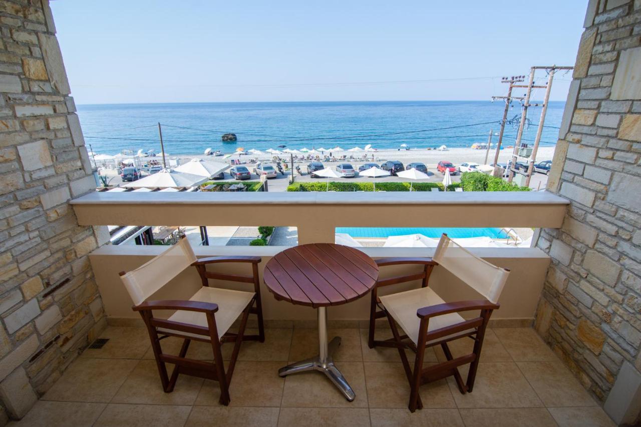 ホテル Casa Laios Paralia Chiliadou エクステリア 写真
